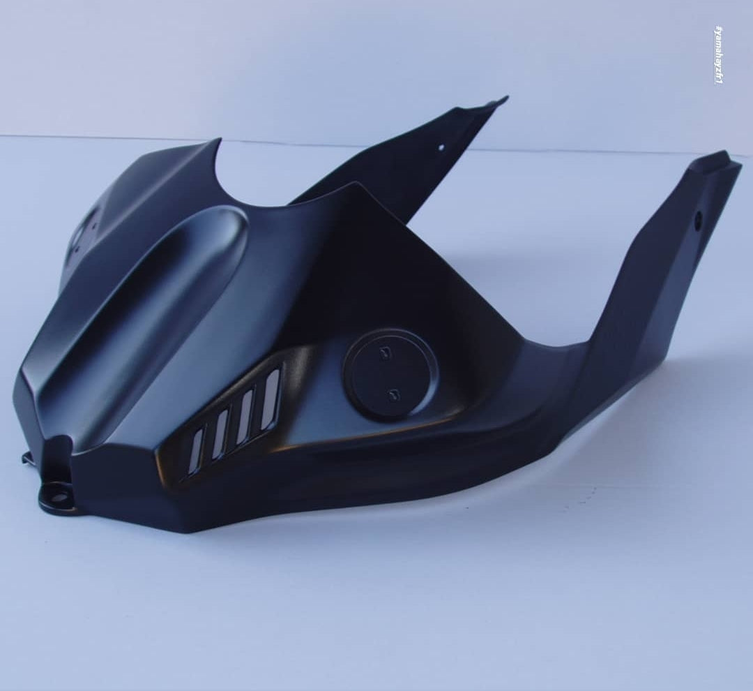 Tapa depósito con paneles laterales para YAMAHA R1 2015 - 2019